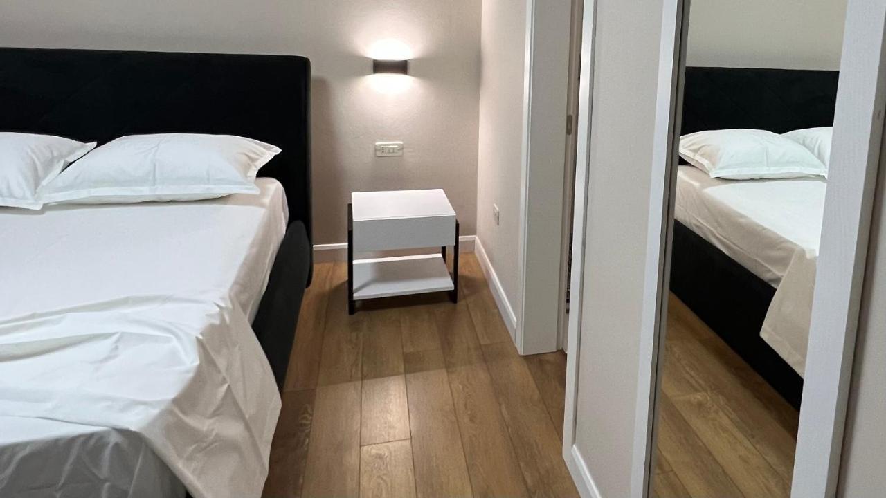 Vila 90 Boutique Hotel Tirana Extérieur photo