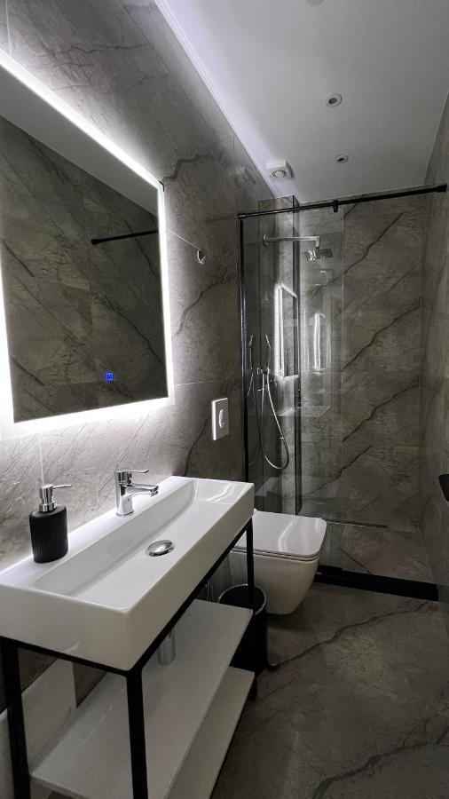 Vila 90 Boutique Hotel Tirana Extérieur photo