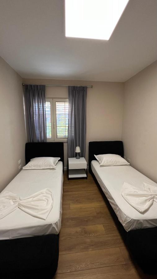 Vila 90 Boutique Hotel Tirana Extérieur photo