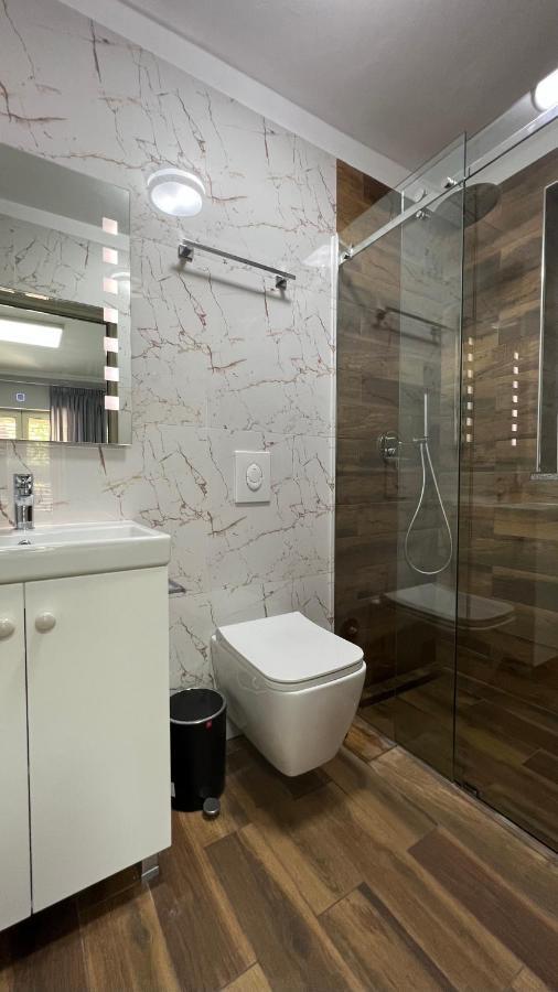 Vila 90 Boutique Hotel Tirana Extérieur photo