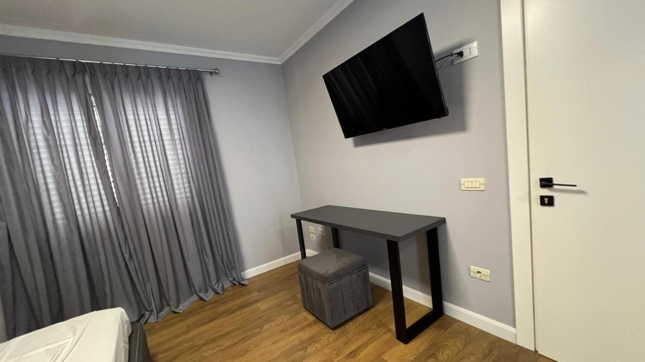 Vila 90 Boutique Hotel Tirana Extérieur photo